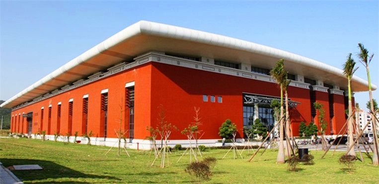 廈門大學(xué)體育館